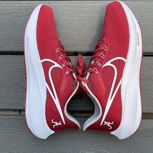 Nike Alabama Crimson Tide  Zoom Pegasus 39 Running Shoes, DR1960-600